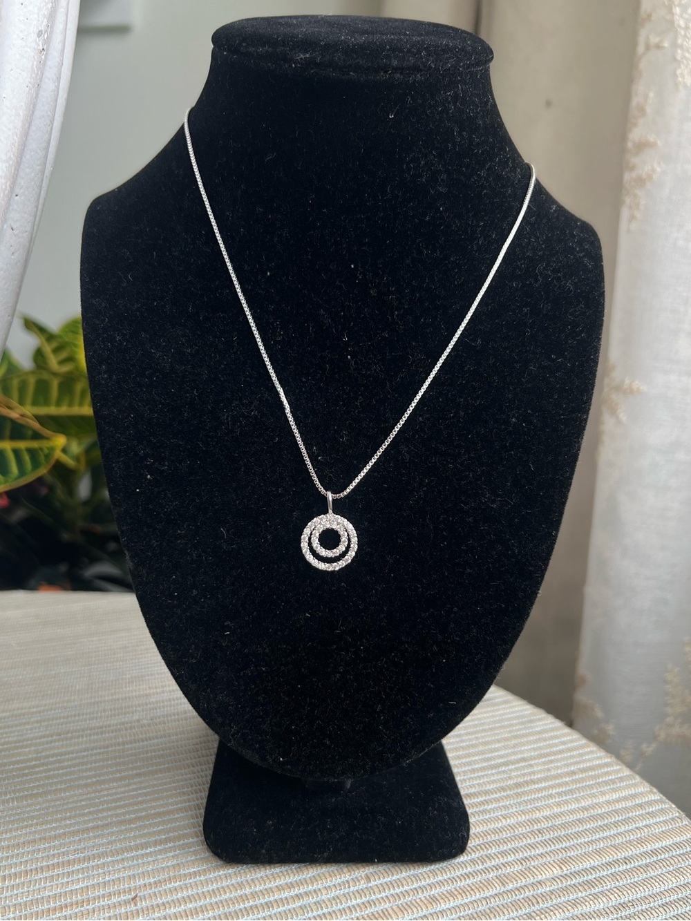 🩷-Silver Double Circle Pendant Necklace with pavé accents